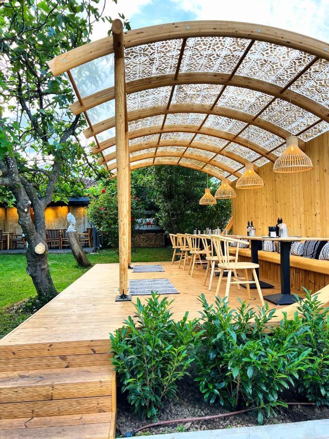 Friends Family Hotel 로제넷츠 외부 사진